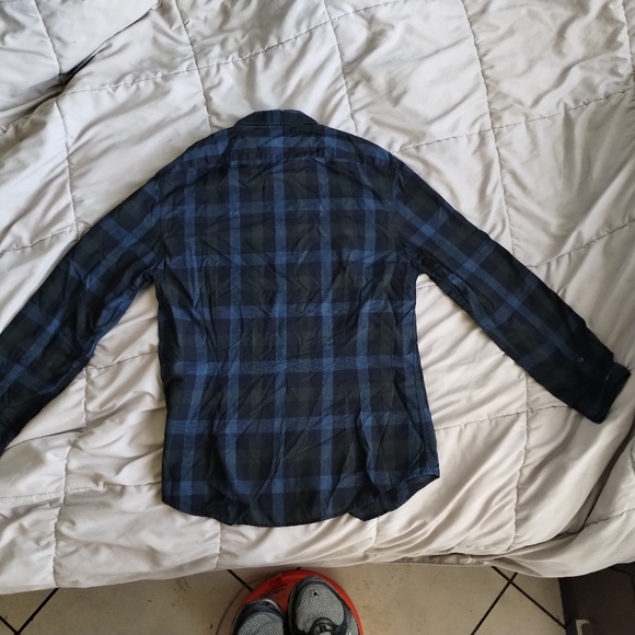 John Varvatos SMALL button up dark plaid - Picture 5 of 5